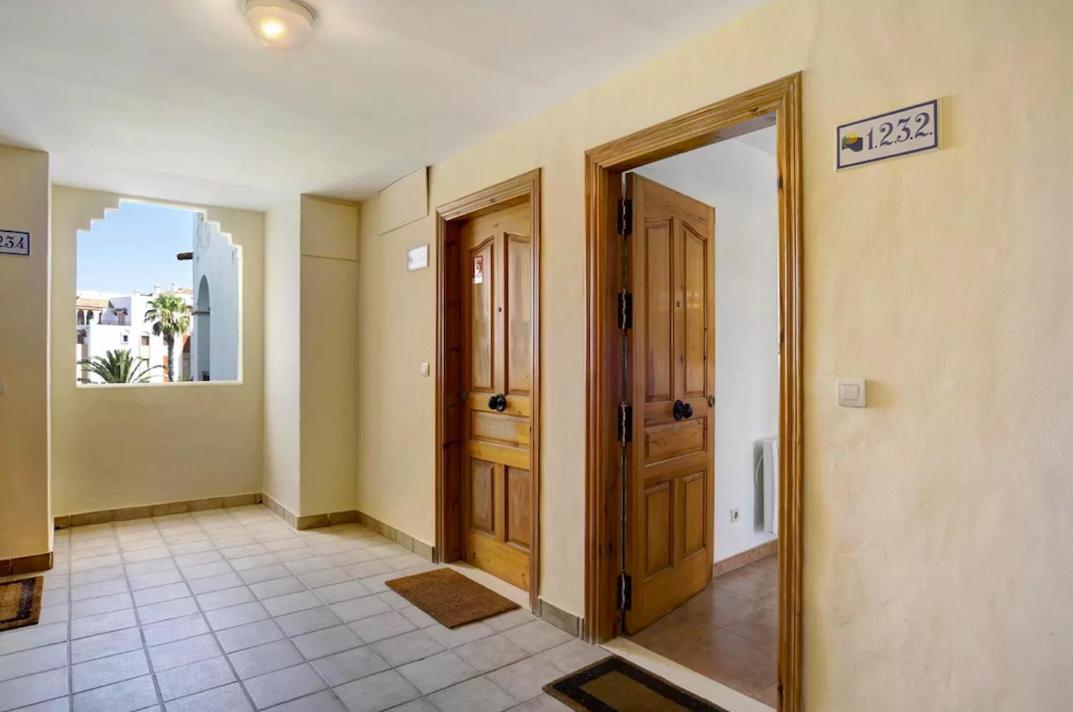Semifrontal Con Vistas A Pie De Playawifi Apartment Zahara de los Atunes Exterior photo